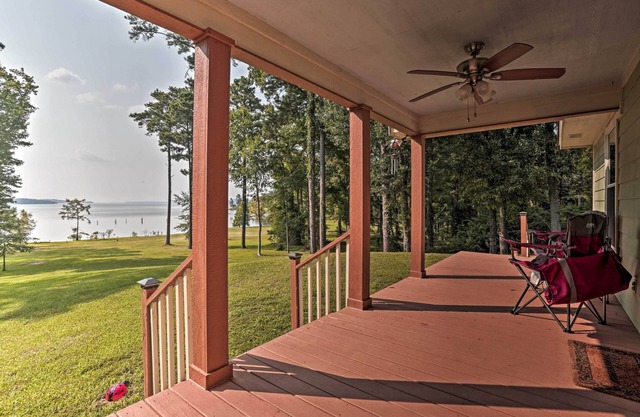 Relaxing Texas Getaway, 1 Mile to Boat Ramp!