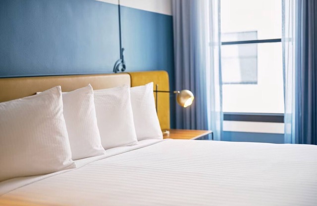 Relish San Francisco Comforts from Heart of Nob Hill