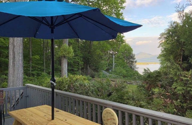 Reno done! Bolton Blue, Walk to Beach