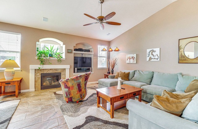 Reno Home w/Game Room: 5 Mi to Downtown!