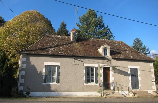 Renovated house in Berry, Brenne Park, garden