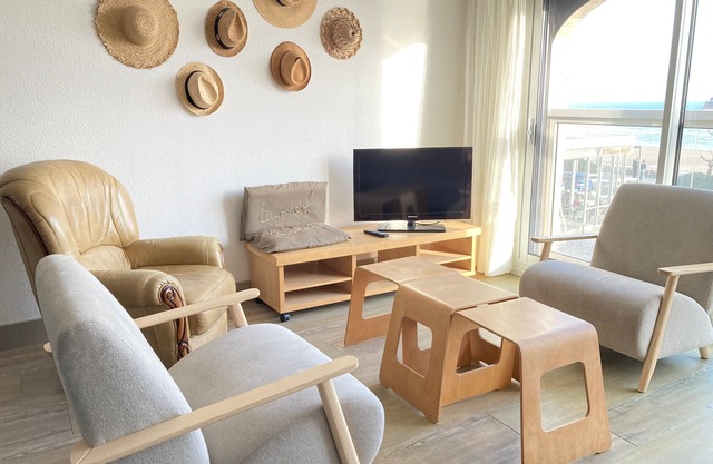 Renovated beachfront apartment in Les Sables d'Olonne