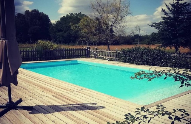 RENOVATED BARN ON 12 HECTARES