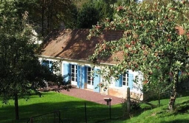 Renovated house in Grange. Typically Village Picard in Baie De Somme.