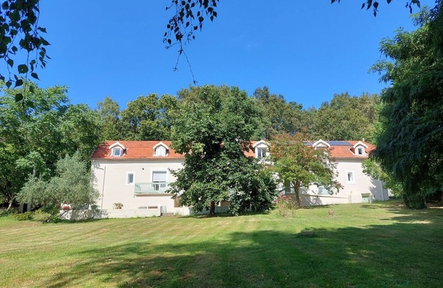 Renovated house near Rocher de Cheffois with Wifi