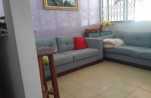 Rent 3-bedroom village, beach front.
