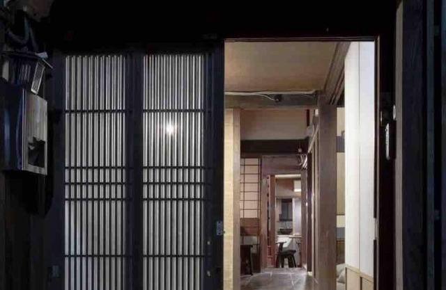 Rent a 120yearold ryokanstyle museum and stay as if you were living in it / Shizuoka Shizuoka