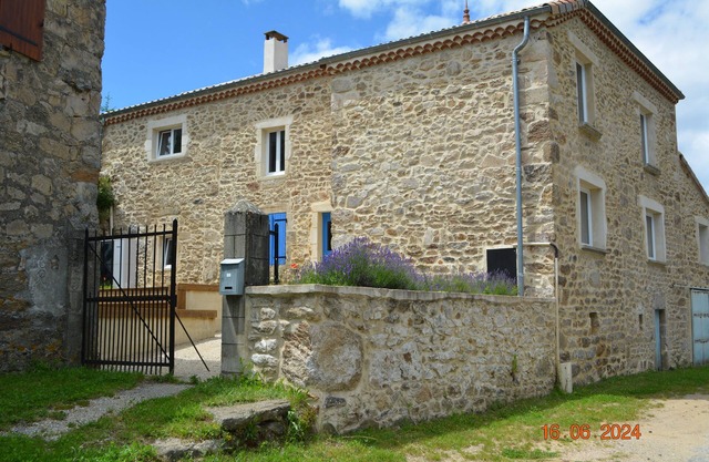 Rental Gîte Gilhoc sur Ormèze