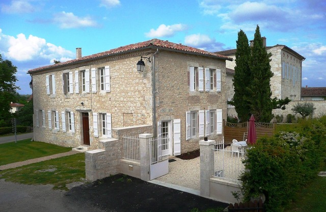 Rental Stone House Tournecoupe Gers Lomagne 7 people heated pool