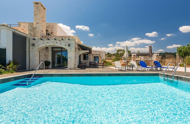 Resi Villa, A new built villa with private pool and unobstructed sea view