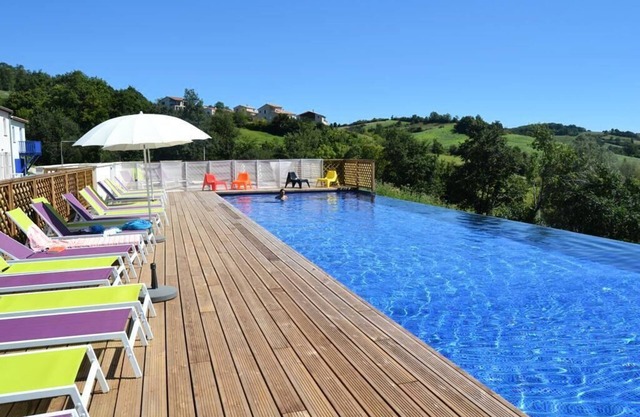 Residence L'Oustal del Carlat * - 2 Bedroom House 4 People