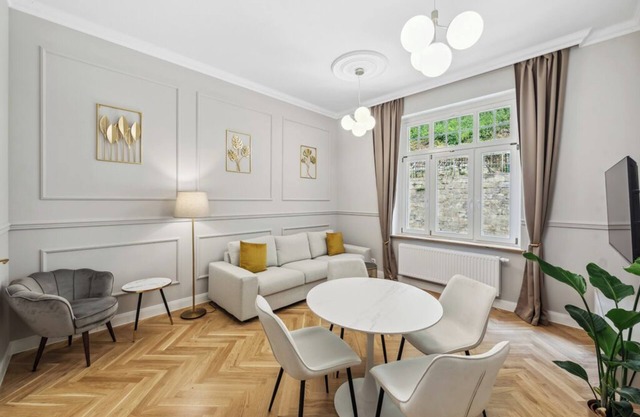 Residenz Hugo - Premium Two Bedroom Apartment
