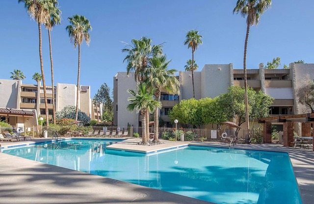 Resort Style, Luxury Condo in the Heart of Old Town Scottsdale