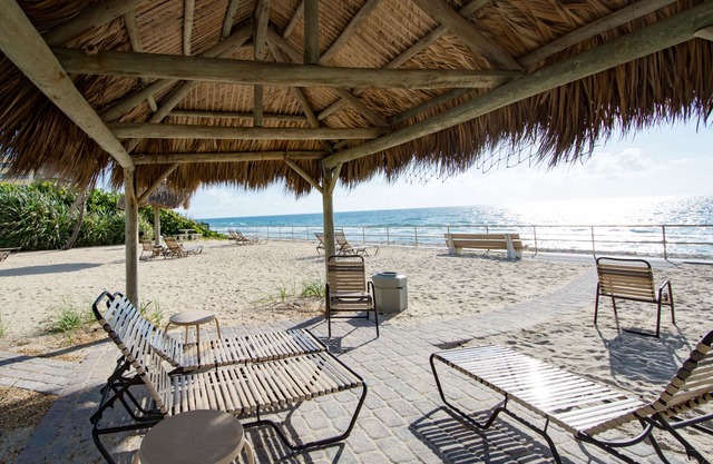 Resort Villa, Ocean View near Private Beach & Adjacent Pool