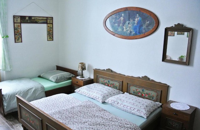 Restaurace a penzion Ubrousku prostři se