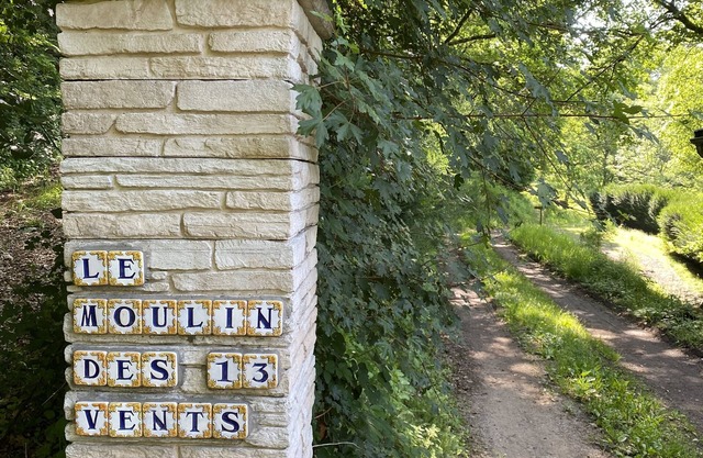 Retraite Naturelle au Bord de la Rivière
