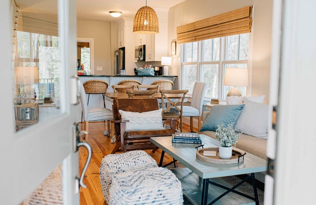 Retreat to Fairytale Cottage with Pool, Kayak
