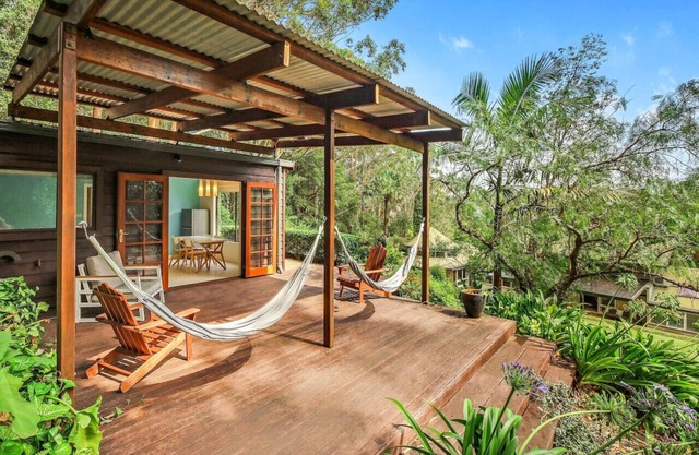 Retreat w Pool on Acreage