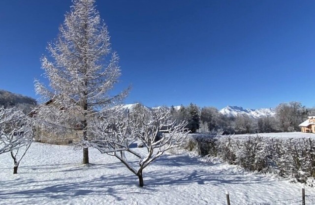 Rez de Jardin Avec vue sur les Montagnes