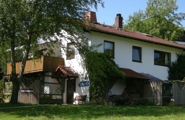 RHÖN-ANTIK" apartment with wood-burning stove and terrace for barbecuing.