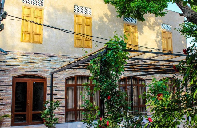 Riad Nur & Tours