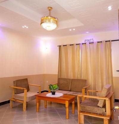 Richard's Road Homestay