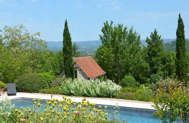 Rigaudou charming cottage for 2, Dordogne valley, heated pool
