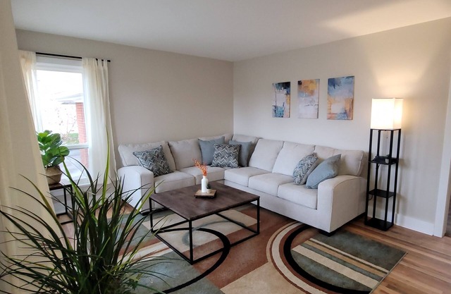 Right next to ISU campus & Holt Arena.