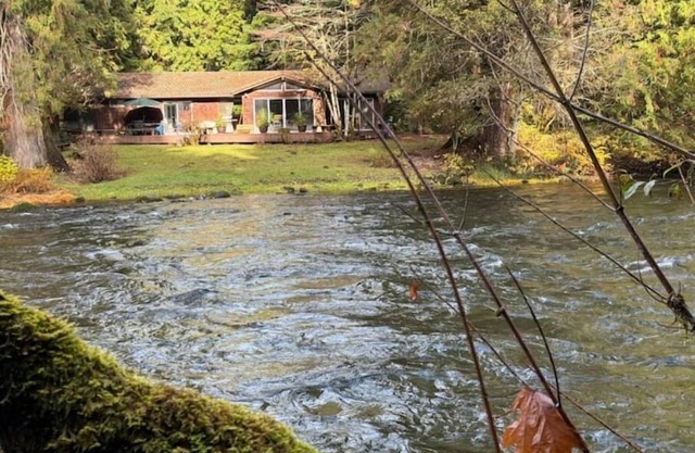 Right on the McKenzie - Pickleball Court