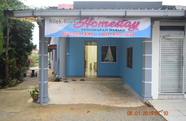 RILEK-RILEK HOMESTAY