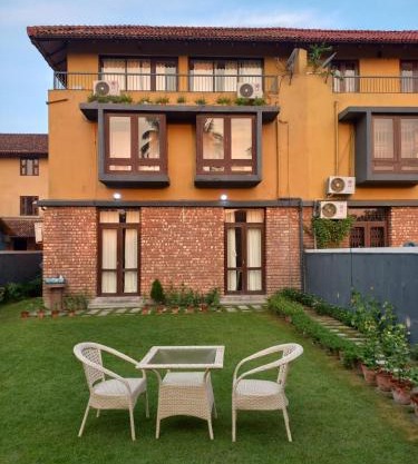 Rishani-alay - An Exclusive Affair by the Ganges
