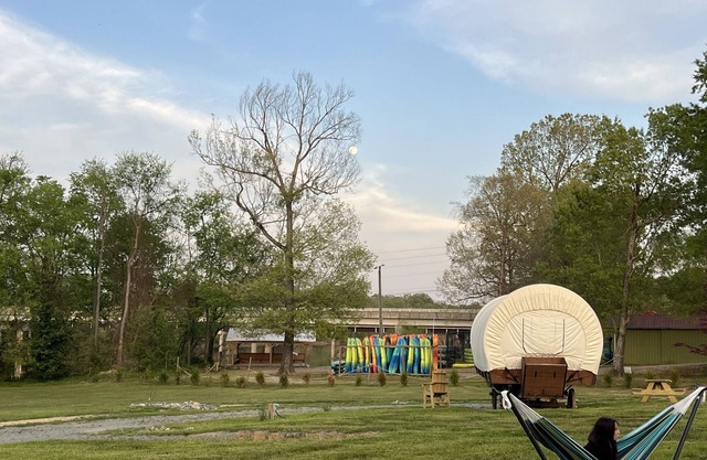 River-Front Wagon Glamping- The Dogwood
