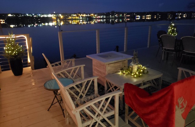 River's Edge II - Quad Cities