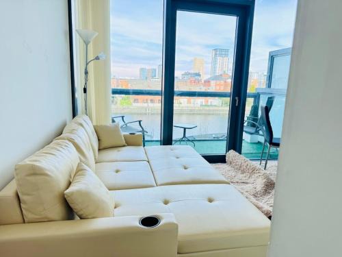 River view apartment