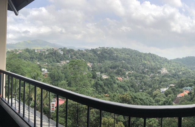 Riverdale Ridge Apartment II