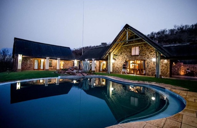 Riverdance Lodge