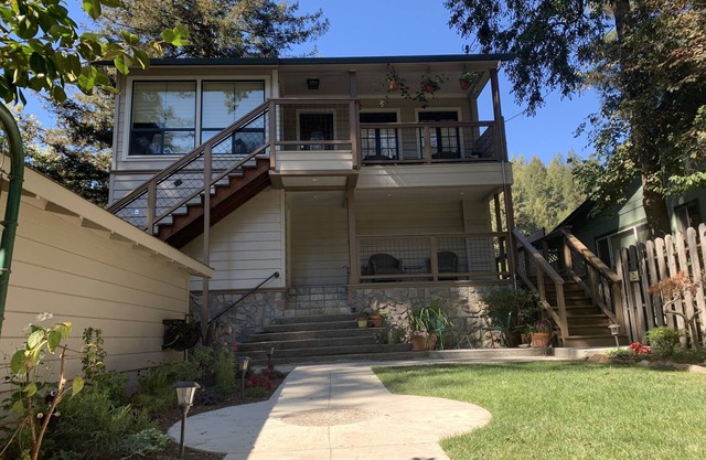 Riverfront Home, close to beach and restaurants