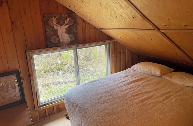 Riverfront Rustic Cabin