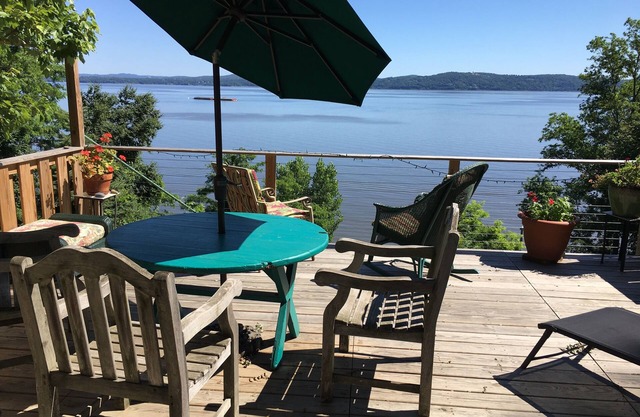 Riverhouse- 1 Hr From Nyc- 2br/deck/Hike/bike Trail/canoe/kyack