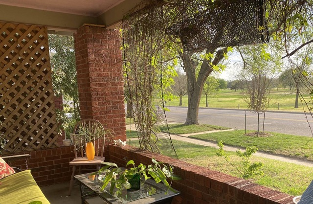 Riverside Cottage With A Sunset View