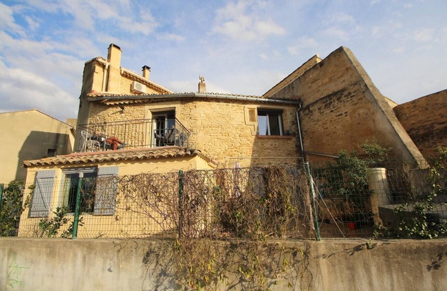 Riverside Villa, Remoulins