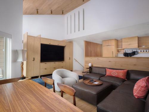 RMR: Tram Tower 2 Condo in Teton Village