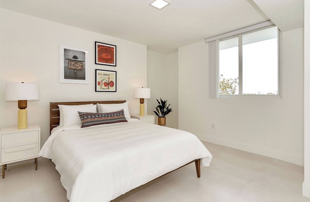 Roami at Grove 27 | Group Friendly | 3BR CMB #34