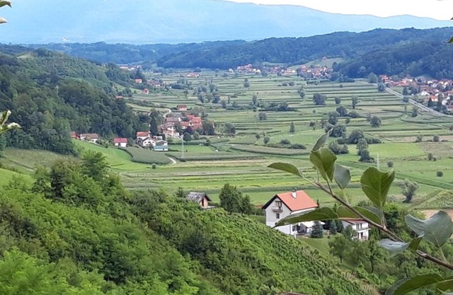 Robinzonski smještaj Tepeš