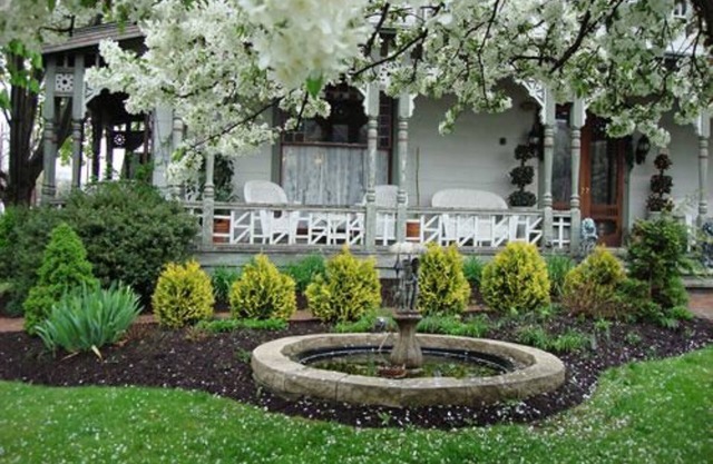 Rocking Horse Inn