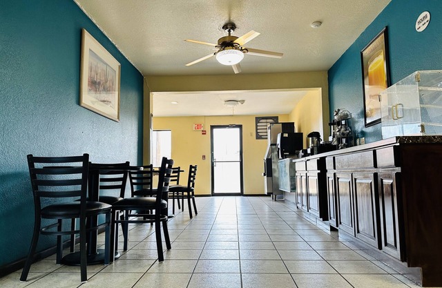 Rodeway Inn Winslow I-40