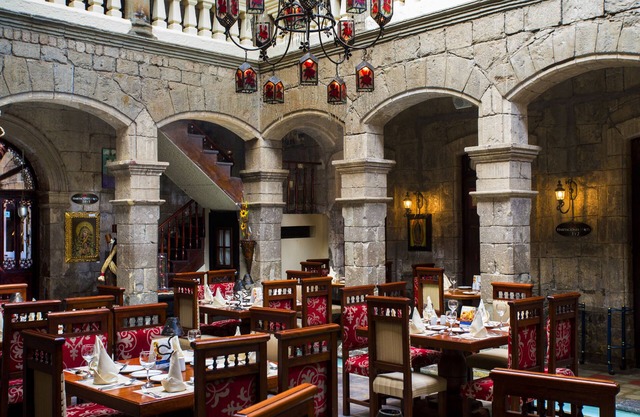 Roka Plaza Hotel Boutique
