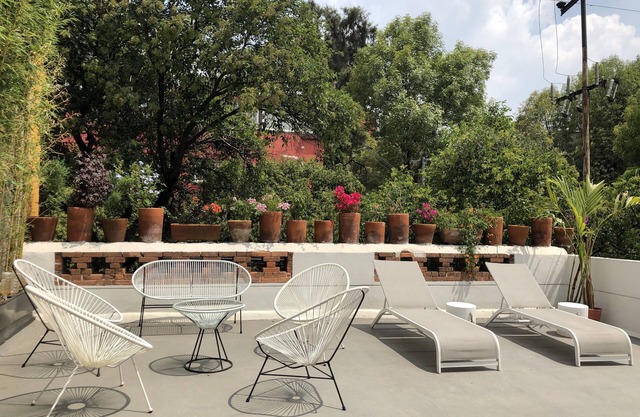 Roma Spot: Best location & sanitized property with private Rooftop!