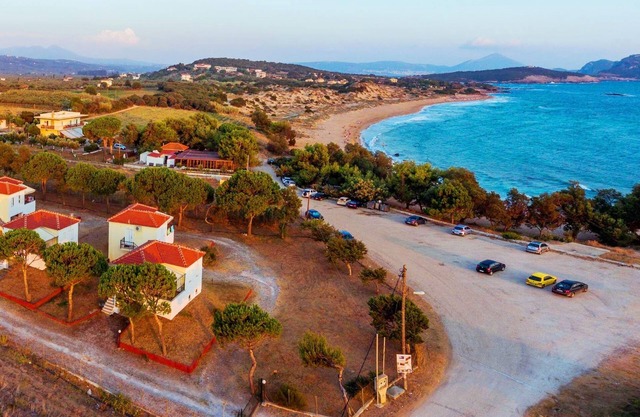 Romanos Beach Villas