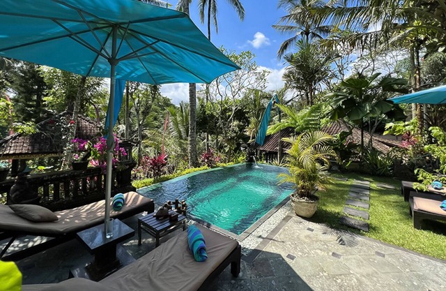 Romantic 1BR Villa Retreat with Valley View